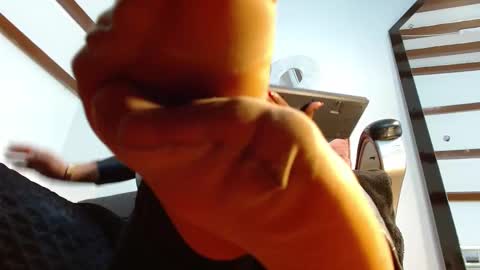 Snapshot of laryssa_swayer chatting on 09-30-25, 01:38 Laryssa online show from 09-30-25, 01:38