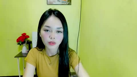 Snapshot of laspagera chatting on 11-16-25, 11:32 Kendra online show from 11-16-25, 11:32