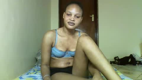 Snapshot of last_barbie chatting on 11-29-25, 12:35 Last barbie online show from 11-29-25, 12:35