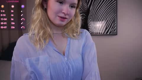 Snapshot of latanyabarthel chatting on 11-13-25, 07:57 Jay online show from 11-13-25, 07:57