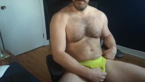 Snapshot of latenightlunch chatting on 02-26-26, 10:09 Latenightlunch online show from 02-26-26, 10:09