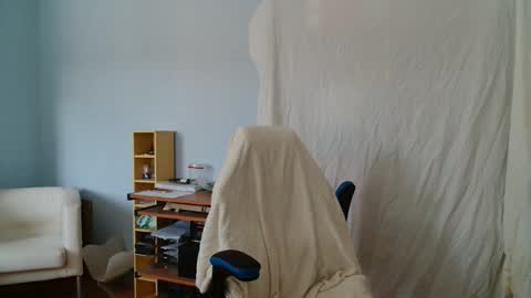 Latex Doll Iris online show from 03-20-26, 08:41