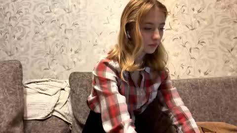 Snapshot of laticiacalicutt chatting on 01-08-26, 02:19 Amelia online show from 01-08-26, 02:19