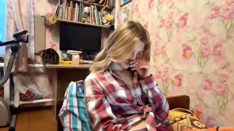 Snapshot of laticiacalicutt chatting on 01-18-26, 01:15 Amelia online show from 01-18-26, 01:15