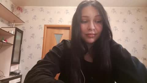 Snapshot of laticialoughry chatting on 10-29-25, 10:39 Amelia online show from 10-29-25, 10:39