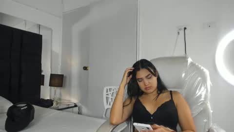 Johana y Santiago online show from 02-09-25, 09:58