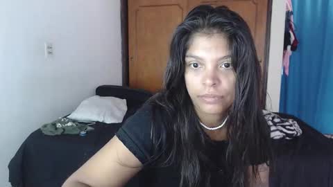 Snapshot of latin_meg chatting on 12-21-25, 04:03 M E G A N online show from 12-21-25, 04:03