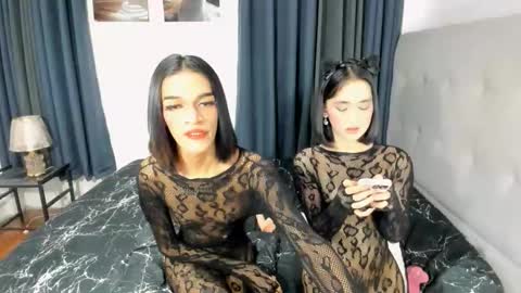 Snapshot of latina_goddes4uxxx chatting on 11-07-25, 10:04 ask me online show from 11-07-25, 10:04