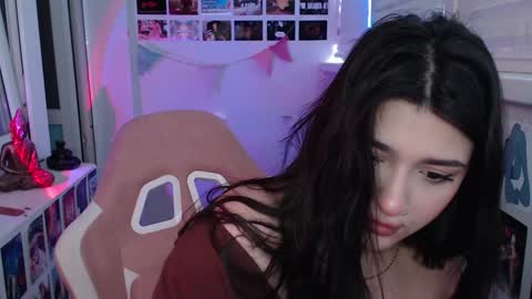 miiiiiiaaaa online show from 12-14-24, 09:29