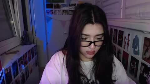 miiiiiiaaaa online show from 02-06-25, 08:56