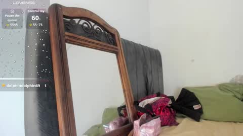 Snapshot of latinaastepmomm chatting on 09-29-25, 02:33 angelina online show from 09-29-25, 02:33