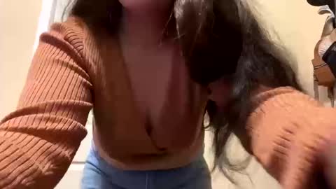 latinabby29 online show from 10-20-25, 04:35