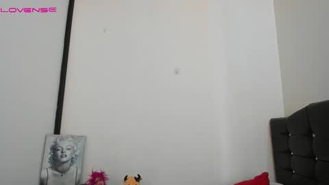 Snapshot of latinaqueen023 chatting on 03-14-26, 02:33 Luna online show from 03-14-26, 02:33