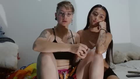 latinas_love05 online show from 01-15-26, 10:42