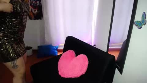 LORENA online show from 10-22-25, 07:46