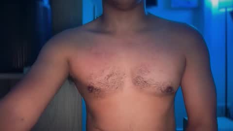 Snapshot of latinboiialexxx chatting on 04-04-26, 03:16 LATiNBOiiXXX online show from 04-04-26, 03:16