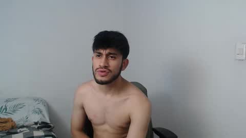 Snapshot of latinbunny7779 chatting on 12-13-24, 01:59 camilo online show from 12-13-24, 01:59