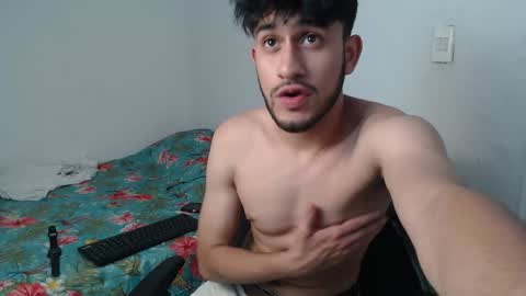 Snapshot of latinbunny7779 chatting on 01-15-25, 11:51 camilo online show from 01-15-25, 11:51