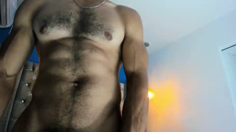 Snapshot of latinhotboys1 chatting on 01-20-25, 06:21 Zeus online show from 01-20-25, 06:21