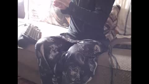 latinlover513 online show from 03-04-25, 06:50