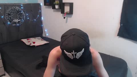 Snapshot of latins_boys_20 chatting on 12-10-24, 09:44 NICK online show from 12-10-24, 09:44