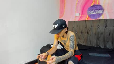 Snapshot of latins_boys_20 chatting on 10-03-25, 10:07 NICK online show from 10-03-25, 10:07