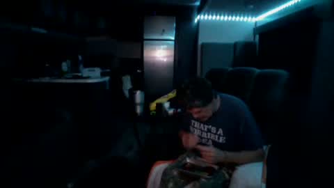 latniter online show from 01-10-25, 11:22