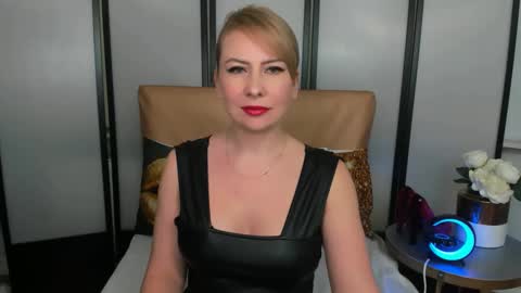 Latoya online show from 02-12-25, 06:08