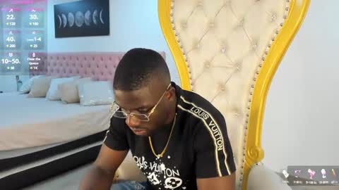 LEANDRO online show from 01-20-25, 12:07