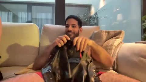 Snapshot of lauetalau chatting on 03-15-26, 06:30 Lau online show from 03-15-26, 06:30