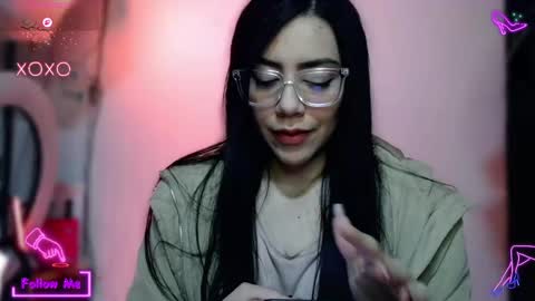 Snapshot of laujgray chatting on 10-13-25, 03:39 laujgray online show from 10-13-25, 03:39