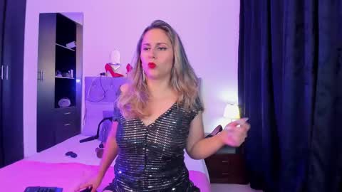 Snapshot of laura__martiinez chatting on 03-06-25, 01:16 online show from 03-06-25, 01:16