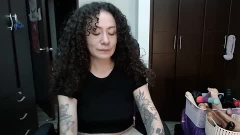  Wen  online show from 01-29-25, 03:54