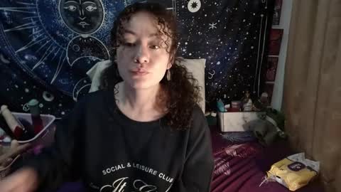  Wen  online show from 02-04-25, 03:11