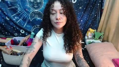  Wen  online show from 03-04-25, 10:16