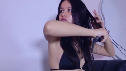 laura_and_kevin online show from 10-16-25, 01:34