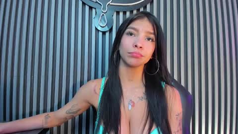 Laura online show from 12-11-24, 06:42