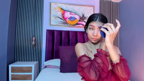 Laura online show from 12-21-24, 01:53