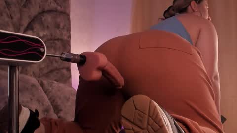 Snapshot of laura_bassi chatting on 02-23-26, 03:59 Laura Bassi online show from 02-23-26, 03:59