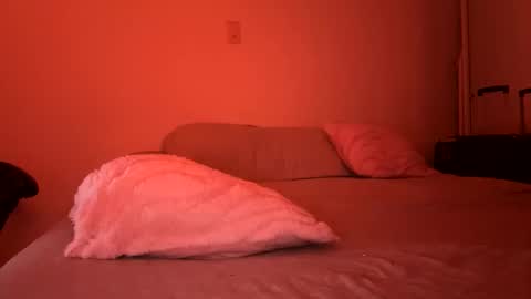 laura online show from 02-08-26, 12:47