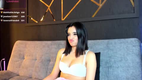 Laura online show from 03-01-25, 09:18