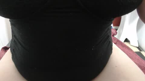 Snapshot of laura_hotyy chatting on 11-10-25, 04:44 Laura online show from 11-10-25, 04:44