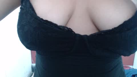 Snapshot of laura_hotyy chatting on 12-05-25, 01:47 Laura online show from 12-05-25, 01:47