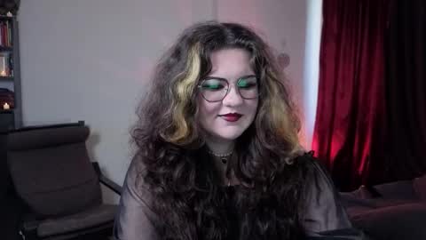 Miss Laura online show from 09-27-25, 09:47