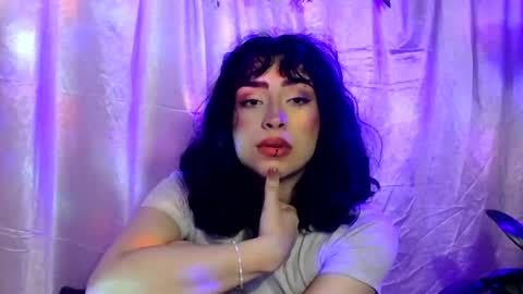laura_pink01 online show from 02-22-25, 02:28