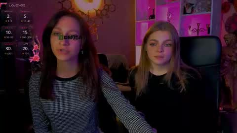 laura_queen_ online show from 10-12-25, 07:13