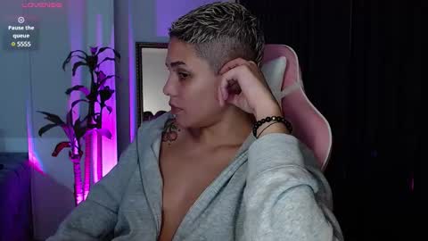 Laura Rose online show from 12-16-24, 07:26