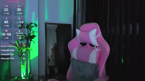 Laura Rose online show from 12-27-24, 06:57