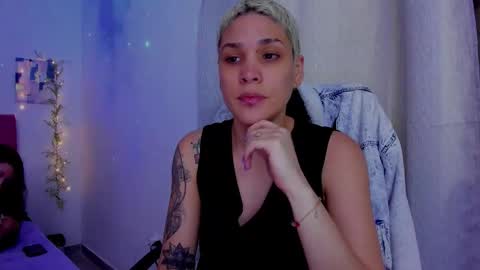Laura Rose online show from 09-29-25, 02:16