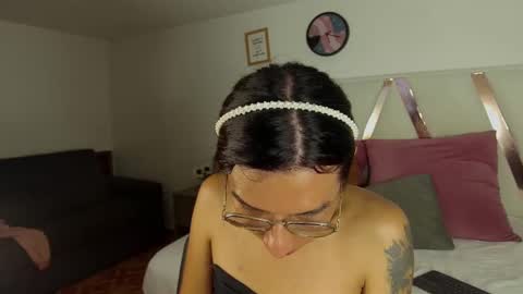lauraagomezz__ online show from 03-02-25, 05:25